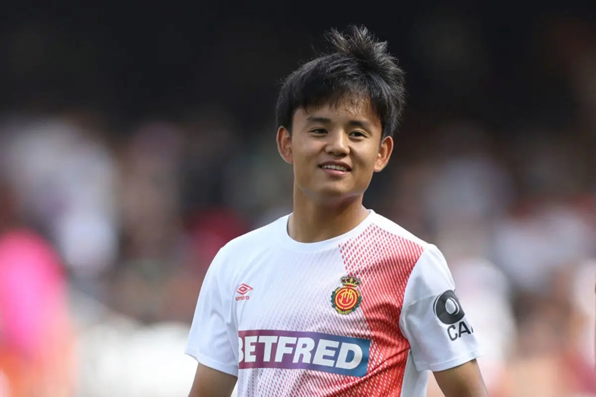 久保建英の身長はサバ読み？3年で10cm伸びた！レアルにいつから戻る？