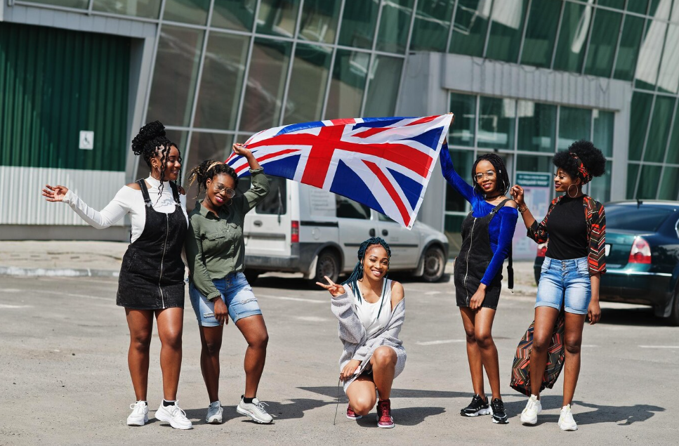 日本で人気のイギリスのスポーツ:トップ5